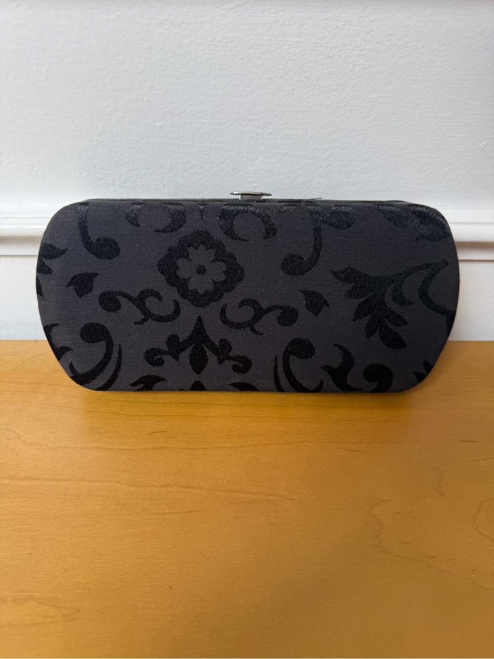 thirty-one Black Floral Clutch Wallet